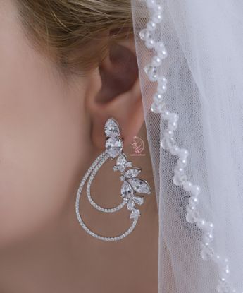 💎گوشواره جواهری لوكس با طراحی بینظیر و خاص پوشیده از نگین نقره عیار 925 با نگینهای بسیار درخشان با روکش طلاسفید ؛ بسیار زیبا و شیک ‌‌(E_5002) ‌