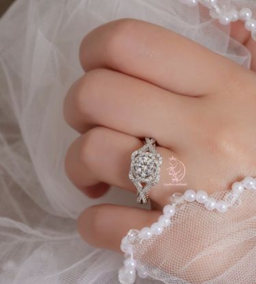 💍انگشتر سولیتر جواهری طراحی Verragio نگین Round-cut ؛ با طراحی خاص و زیبا نقره عیار 925 با روکش طلا سفید‌‌‌‌‌‌‌ ‌‌و داخل رکاب رزگلد(R_1006)