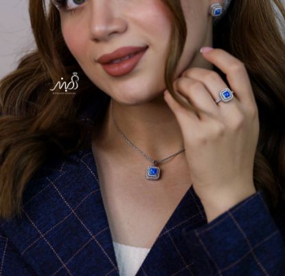 💍نیم ست جواهری لاکچری با نگین آبی خاص و زیبا (آویز ، گوشواره ، انگشتر )، نقره عیار ۹۲۵(N_4364)	
