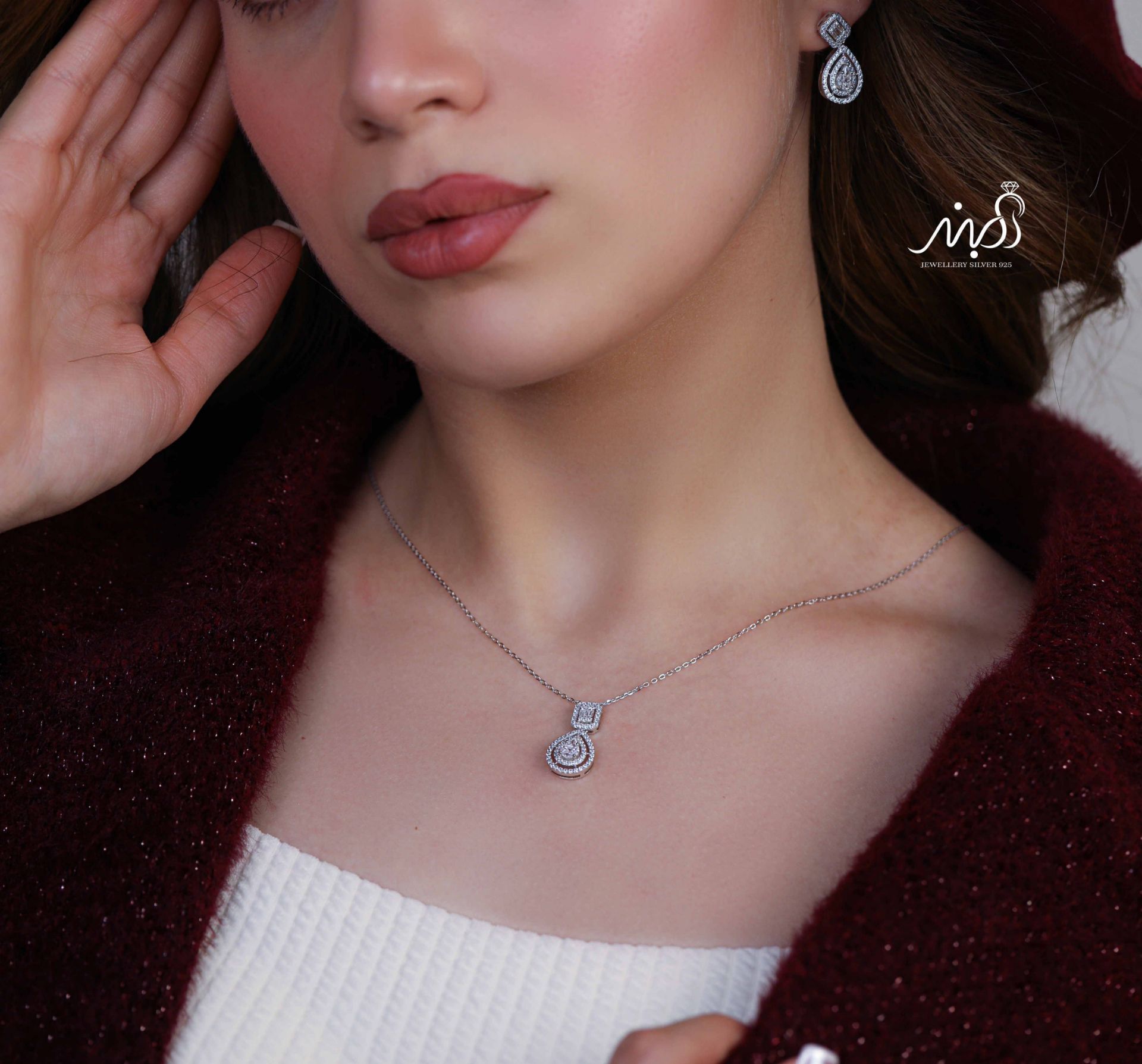 💍نیم ست جواهری خاص و زيبا نقره عیار ۹۲۵ (گردنبندو گوشواره )(N_4378)‌‌‌‌‌‌ ‌	