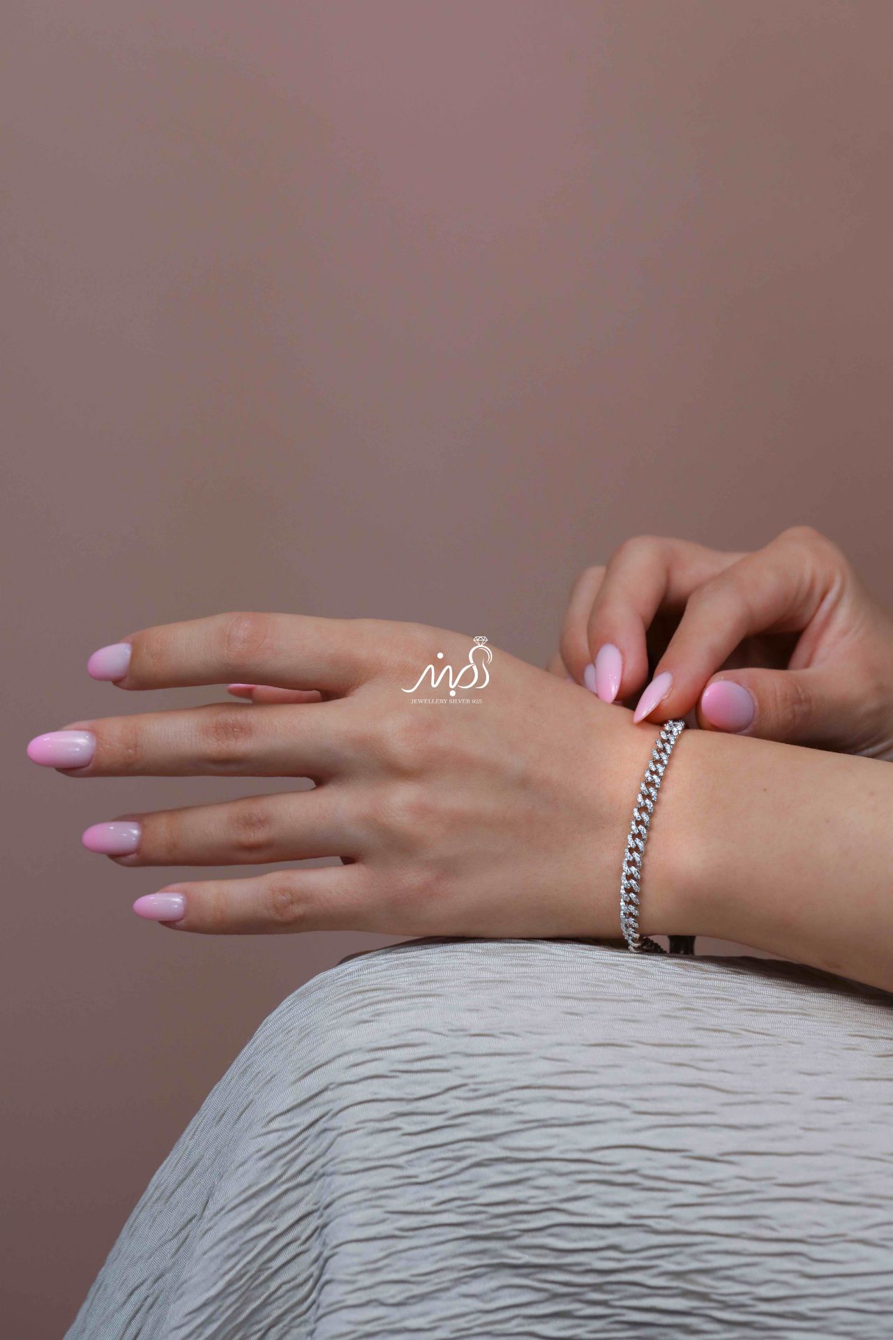 💍دستبند جواهری کارتیر خاص و زیبا ، نقره عیار 925 (D_7194)	