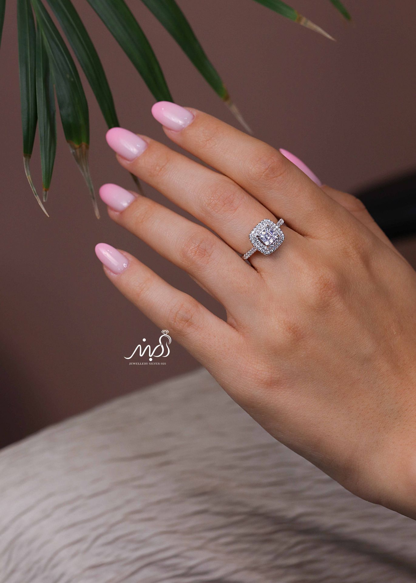💍انگشتر جواهري با نگین مربعی خاص و زیبا؛ نقره عیار ۹۲۵(R_1261)	