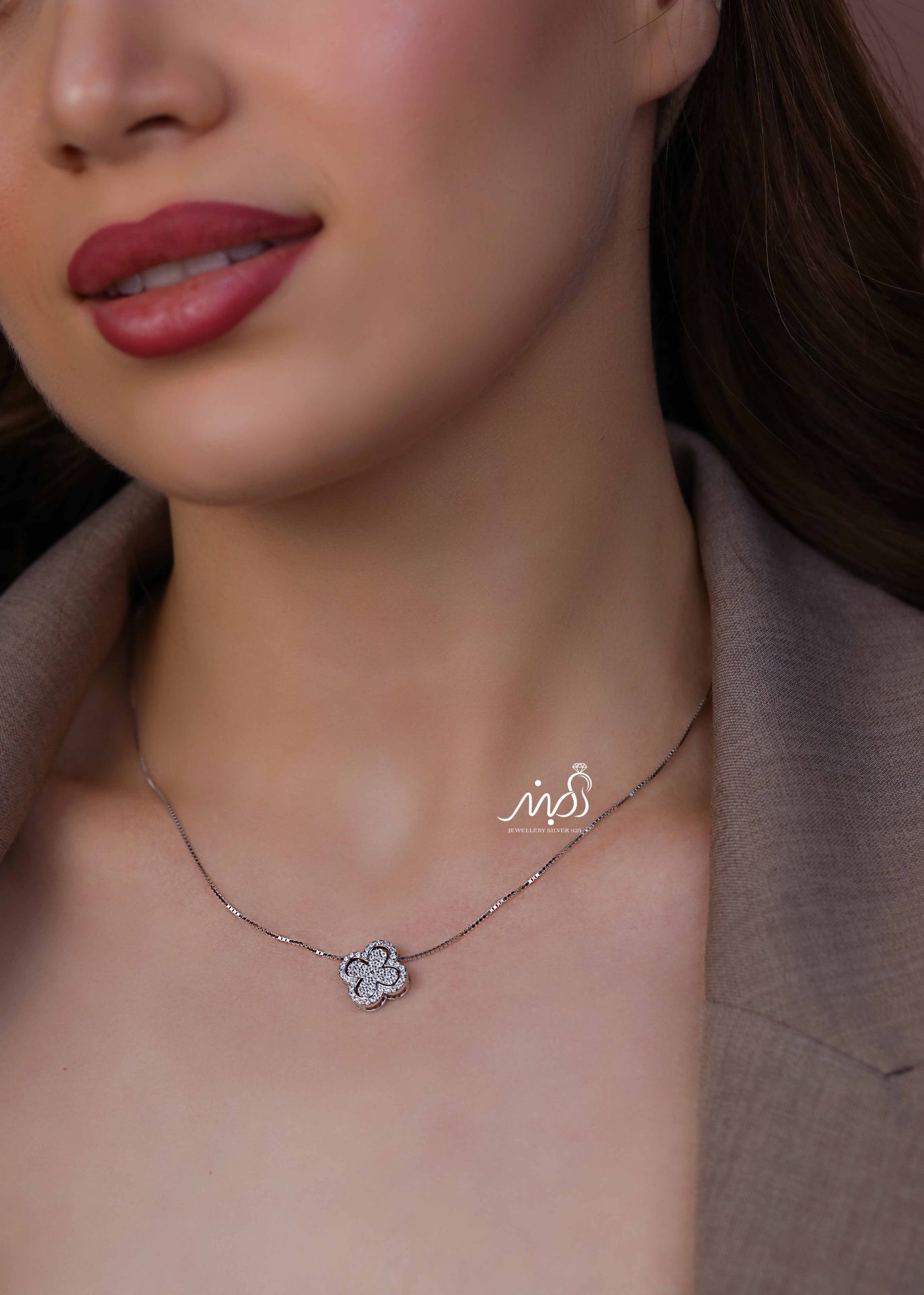💍گردنبند جواهری ونکلیف نگین دار خاص و زیبا ، نقره عیار ۹۲۵ (G_3281)‌‌‌‌‌‌	