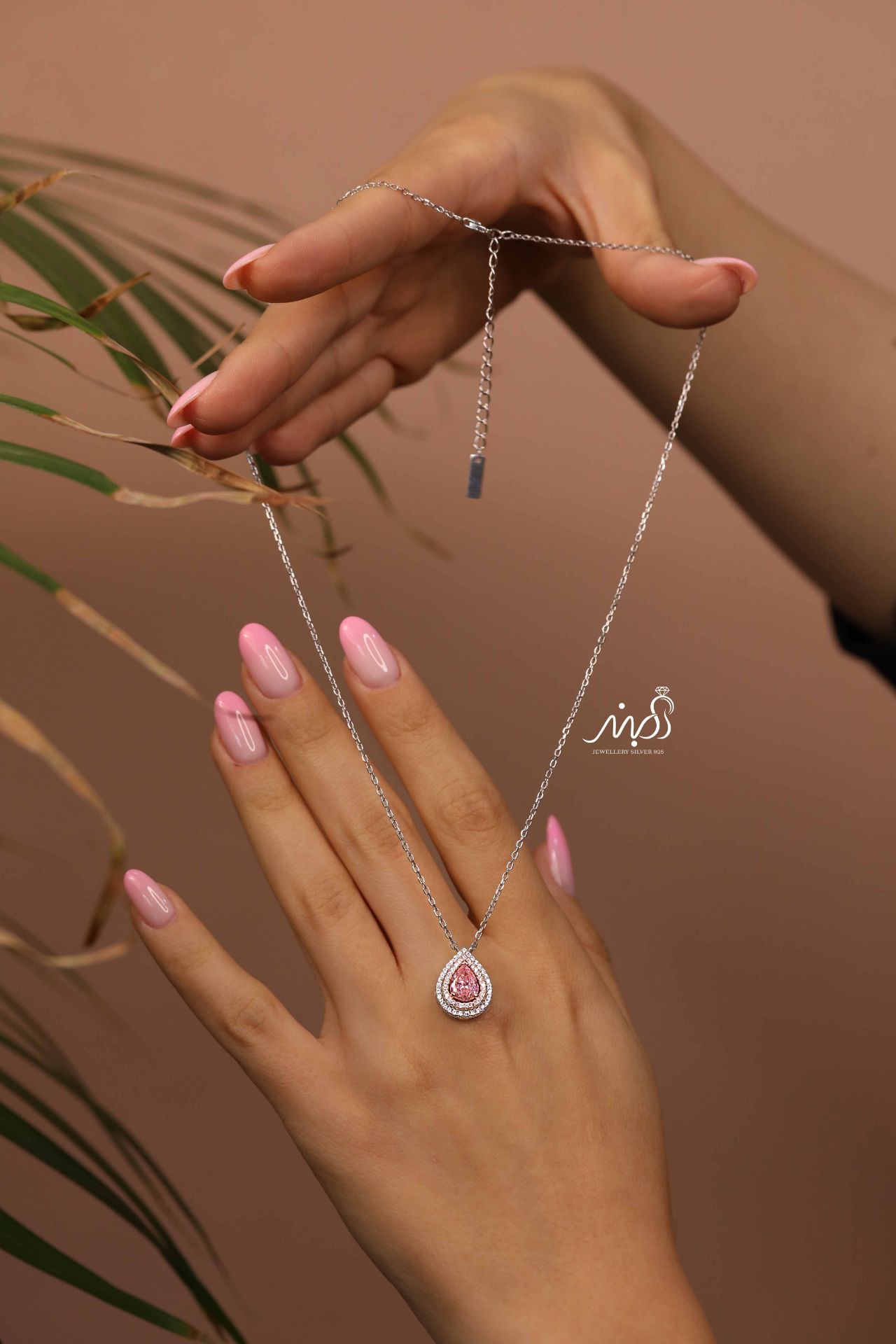 💍گردنبند جواهری اشکی با نگين صورتی خاص و زیبا ، نقره عیار ۹۲۵ (G_3290)‌‌‌‌‌‌	