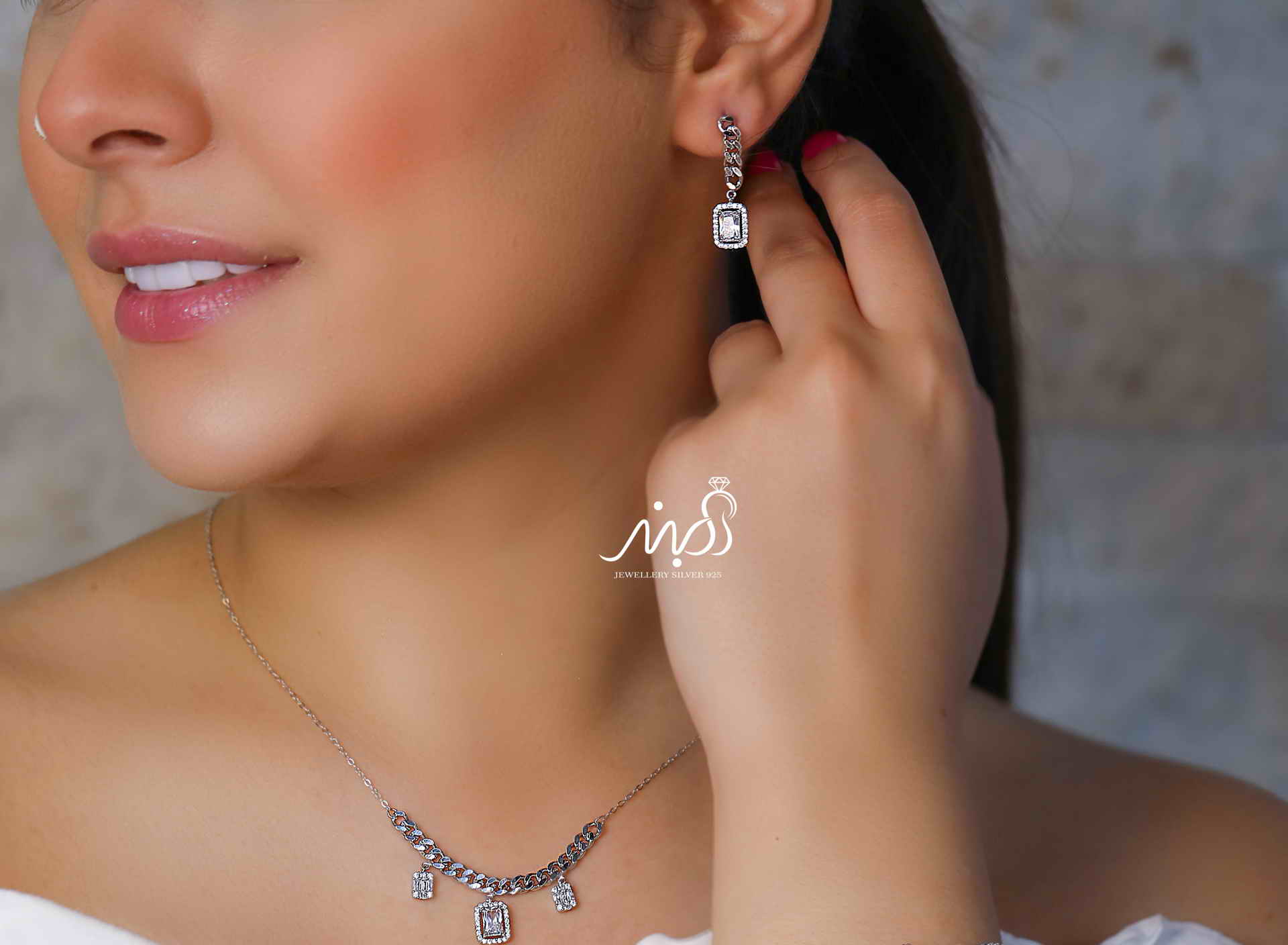 نیم ست کارتیر با آویز امرالد خاص و زیبا (N_4280)