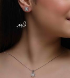 💍نیم ست امرالد (آويز ، گوشواره ) خاص و زیبا ، نقره عیار ۹۲۵(N_4298)