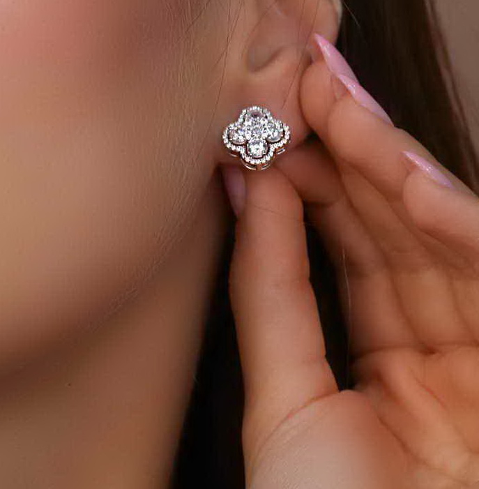 💍نیم ست جواهری ونکلیف (گردنبند و گوشواره ) خاص و زیبا ، نقره عیار ۹۲۵( N_4391