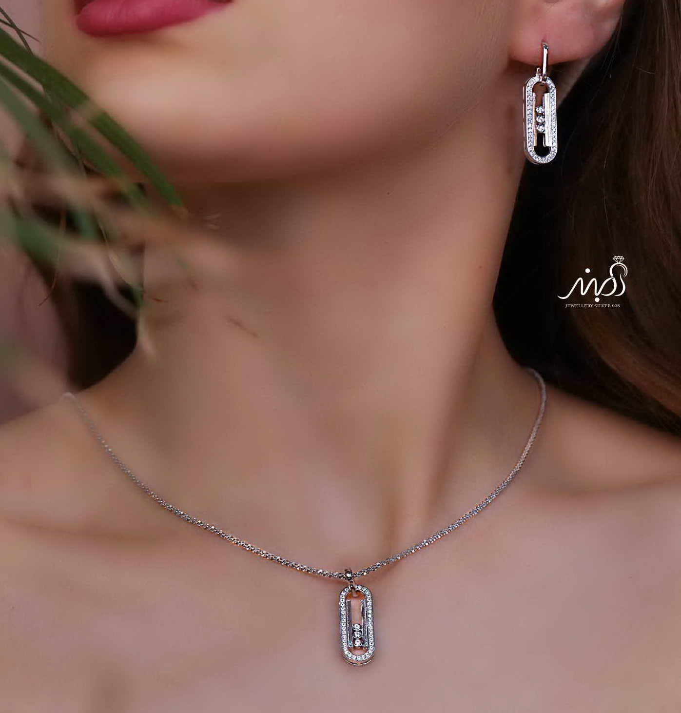 	💍نیم ست جواهری (آويز و گوشواره ) خاص و زیبا ، نقره عیار ۹۲۵( N_4394)
