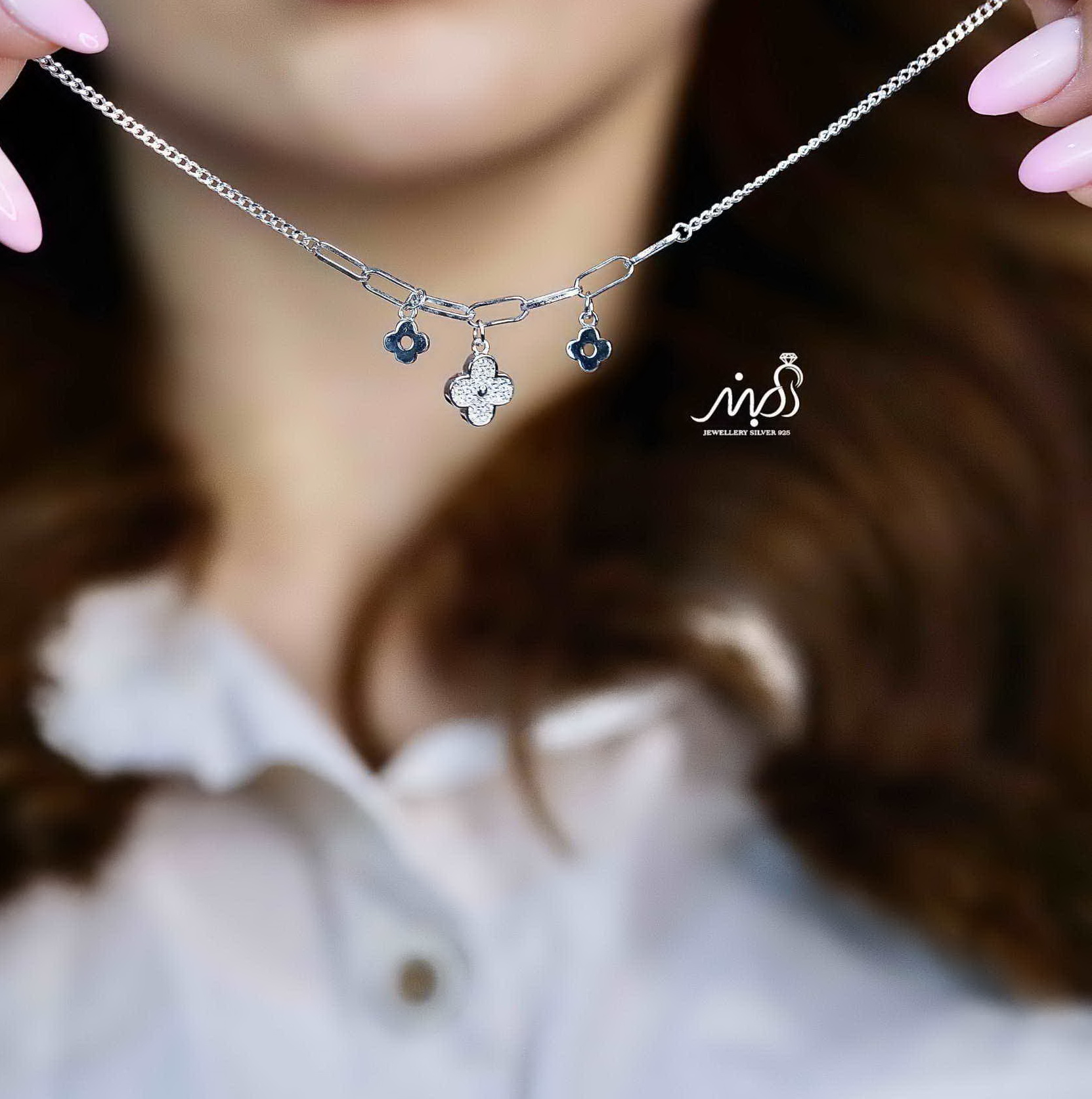 💍دستبند جواهری کارتیر با آویز ونکلیف خاص و زیبا ، نقره عیار 925 (D_7180)