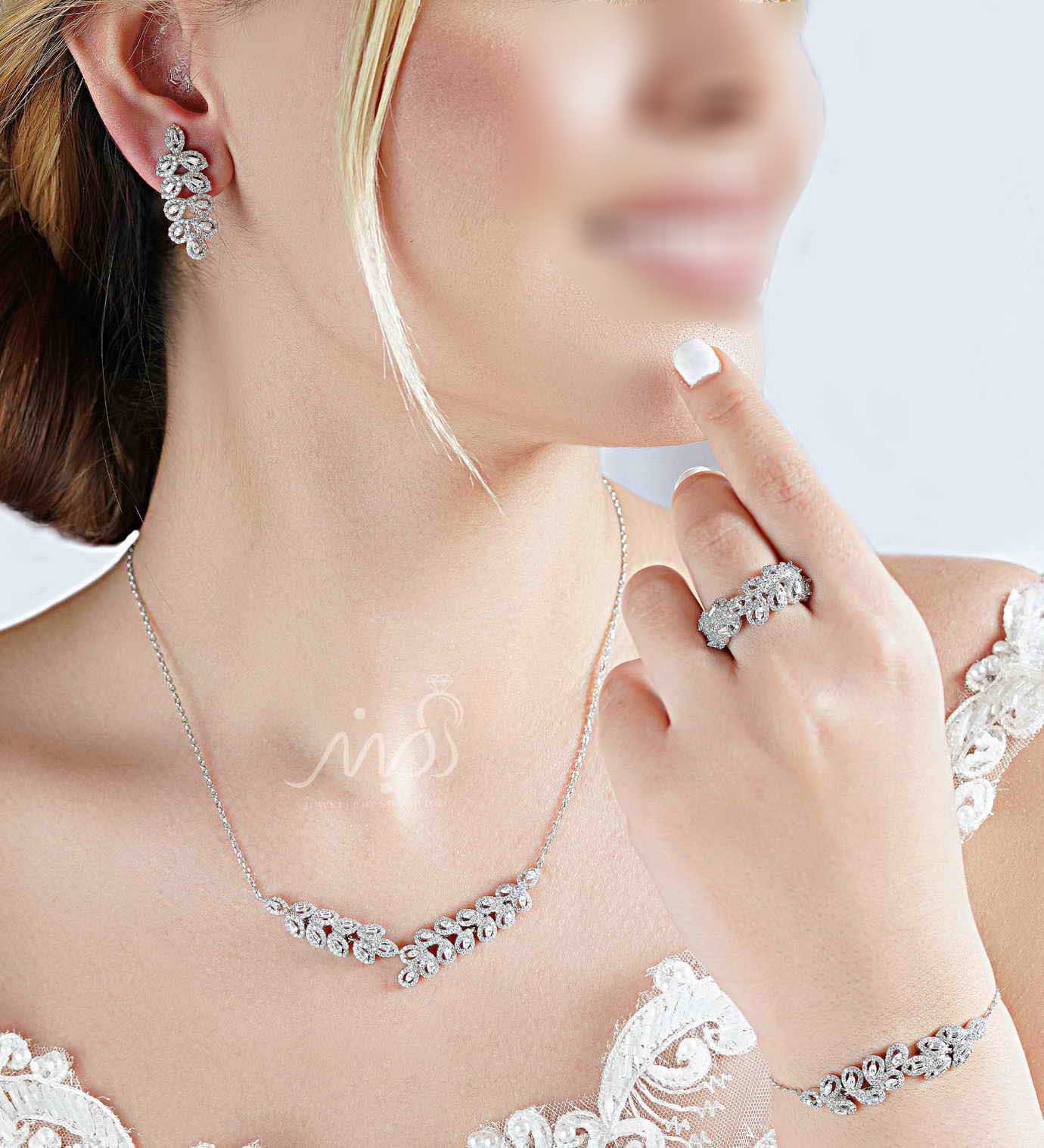 💎سرویس جواهری زيبا (گردنبتد ، گوشواره دستبند) (S_6013)