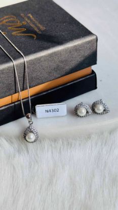 💍نیم ست مرواريد دار  (آويز ، گوشواره ) خاص و زیبا ، نقره عیار ۹۲۵(N_4302)