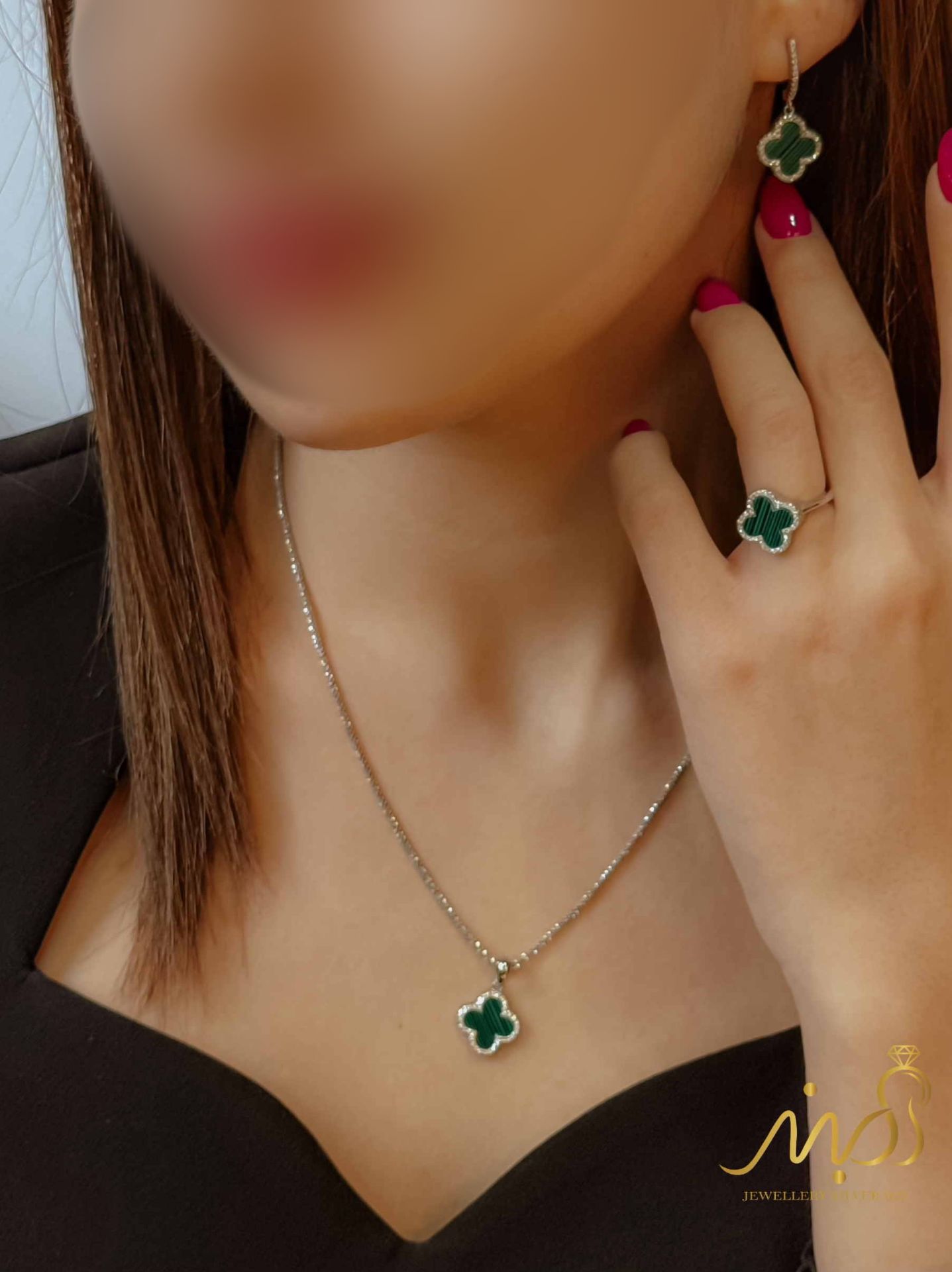 💍نیم ست ونکلیف سبز (آويز و گوشواره و انگشتر) خاص و زیبا ، نقره عیار ۹۲۵( N_4416)	