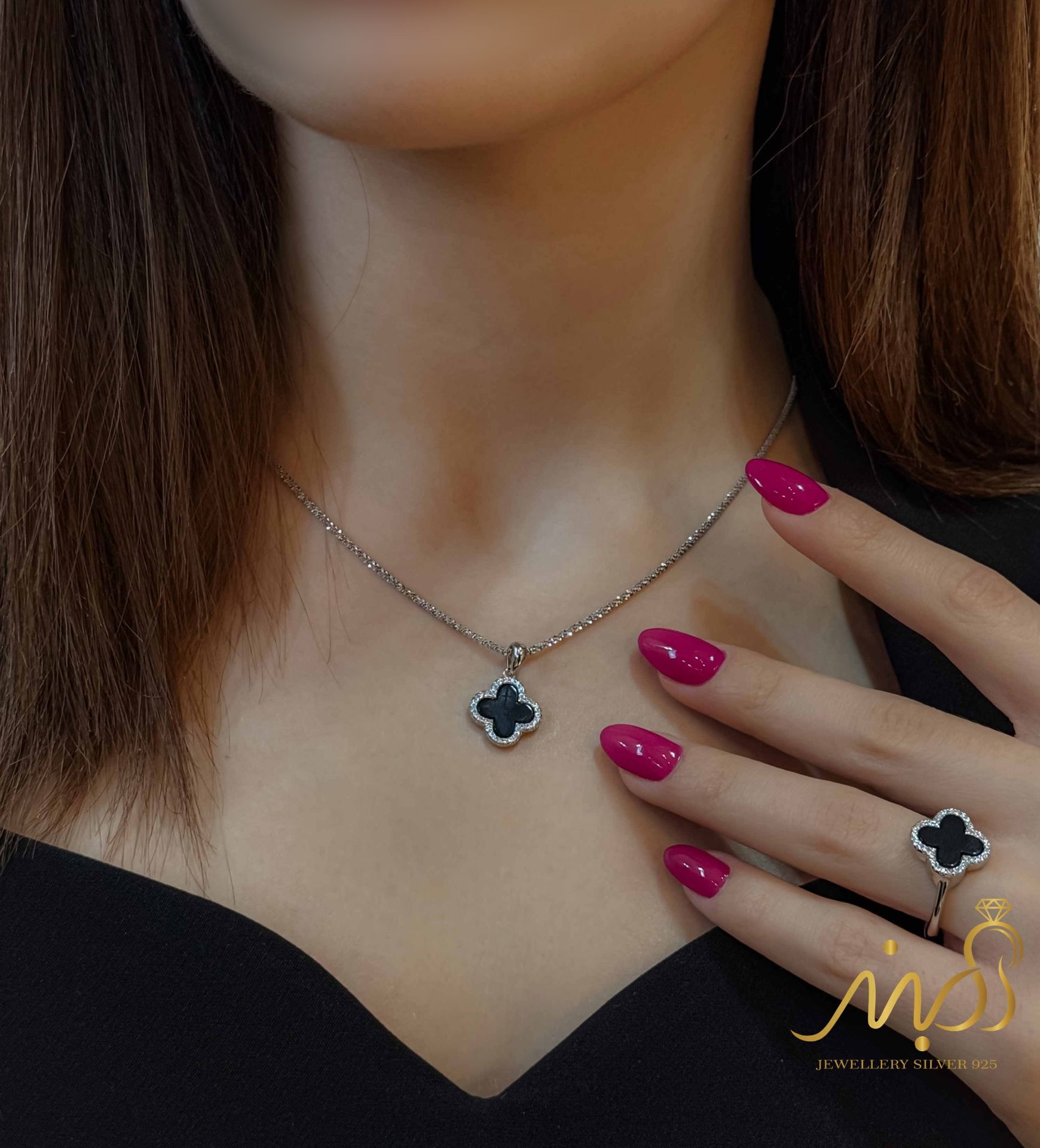 💍نیم ست ونکلیف مشکی(آويز و گوشواره و انگشتر) خاص و زیبا ، نقره عیار ۹۲۵( N_4417)	