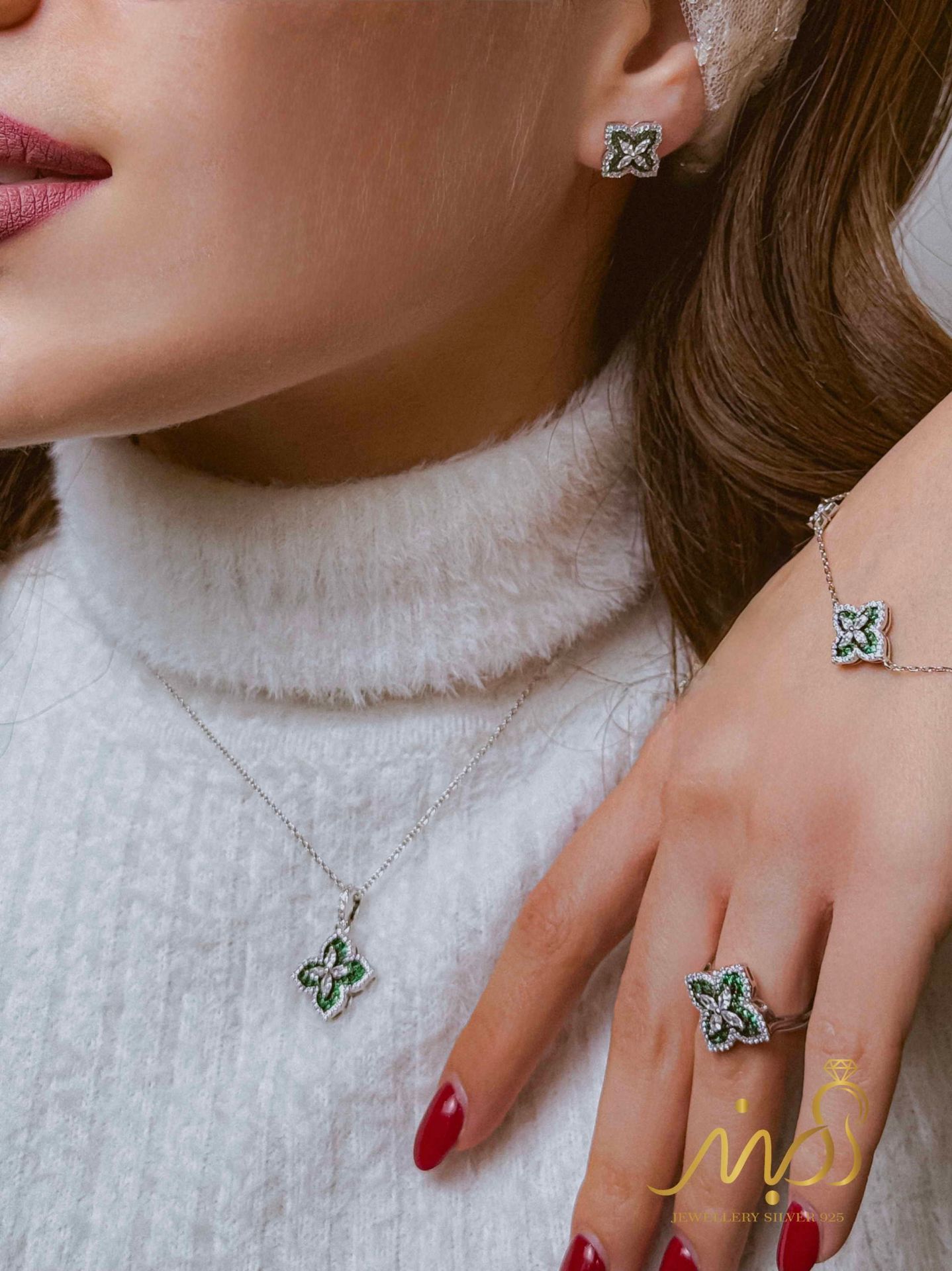 💍سرويس جواهری با نگین زمردی (گردنبند ، گوشواره ، دستبند و انگشتر ) نقره عیار 925 (S_6060)‌‌‌‌‌‌ ‌